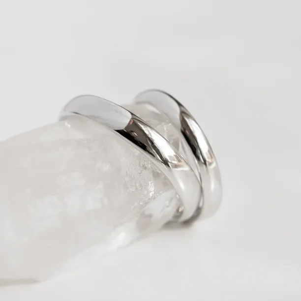 Solid wedding rings made of white gold TESSA Image