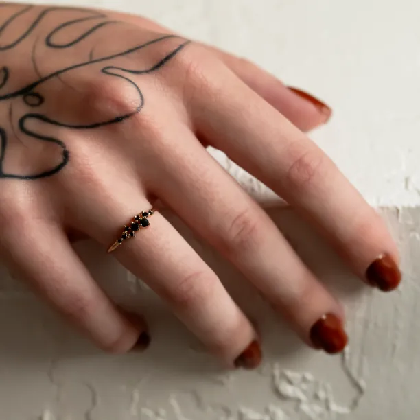 Gold ring with black diamonds CLARA Image