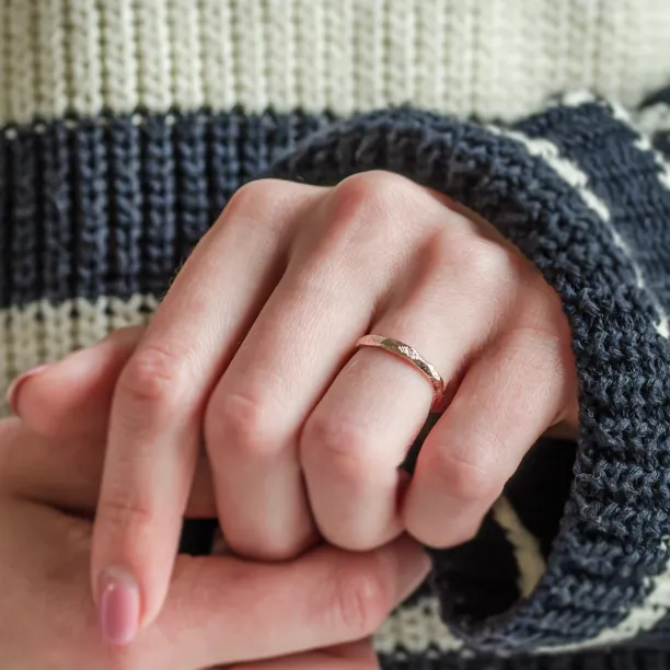 Atypical wedding rings GOLI Image