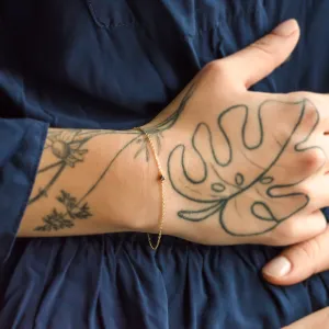 Minimalist bracelet with a black diamond BLAKE Thumbnail