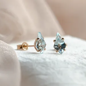 Gold earrings with topaz in kite shape RIAN Thumbnail