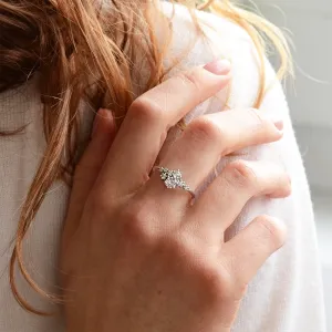 Vintage cluster lab-grown diamond ring LUST Thumbnail