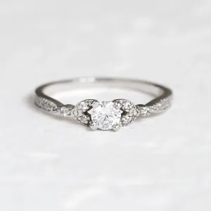 Gold lab-grown diamond engagement ring REIK