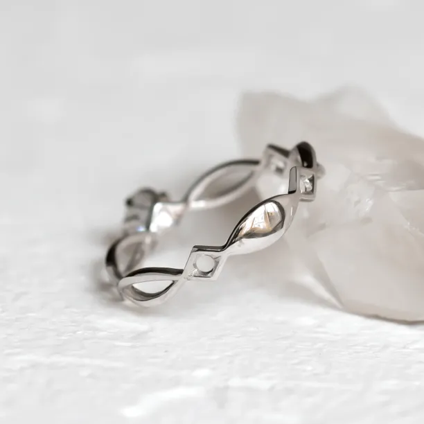 Entwined ring with lab-grown diamond QUEENO Image