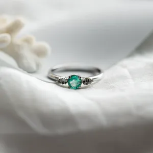 Gold ring with emerald and kite salt and pepper diamonds KIM Thumbnail