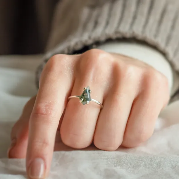 Fantasy ring with kite moss agate SAMU Image