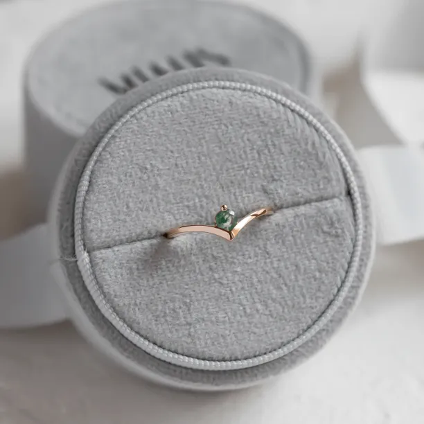 Gold ring with moss agate AMY Image