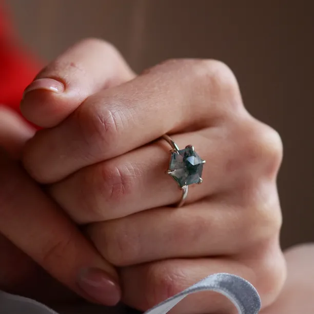 Gold ring with moss agate ELIONOR Image