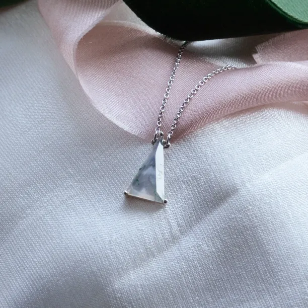 Gold pendant with triangle moss agate ZUZY Image