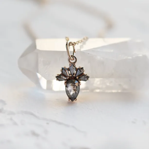 Salt and pepper diamond necklace LONIA Image