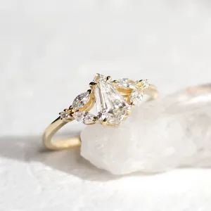 Vintage-style lab grown diamond ring NILIA Thumbnail