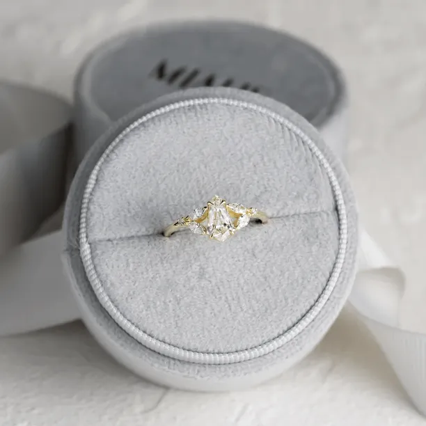 Vintage-style lab grown diamond ring NILIA Image