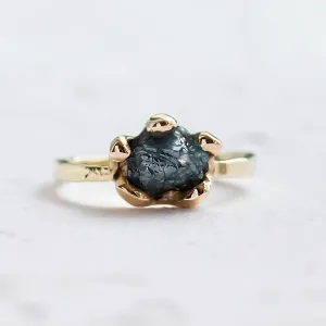 Gold ring with raw diamond VITA Thumbnail