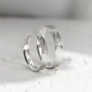 Unusual wedding bands with woodbark surface DRUID