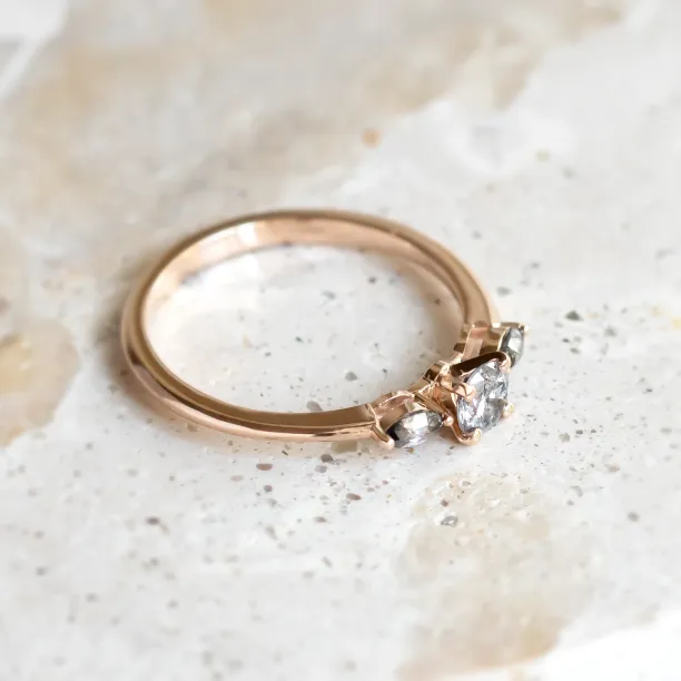 Salt and pepper diamond ring RINA Image