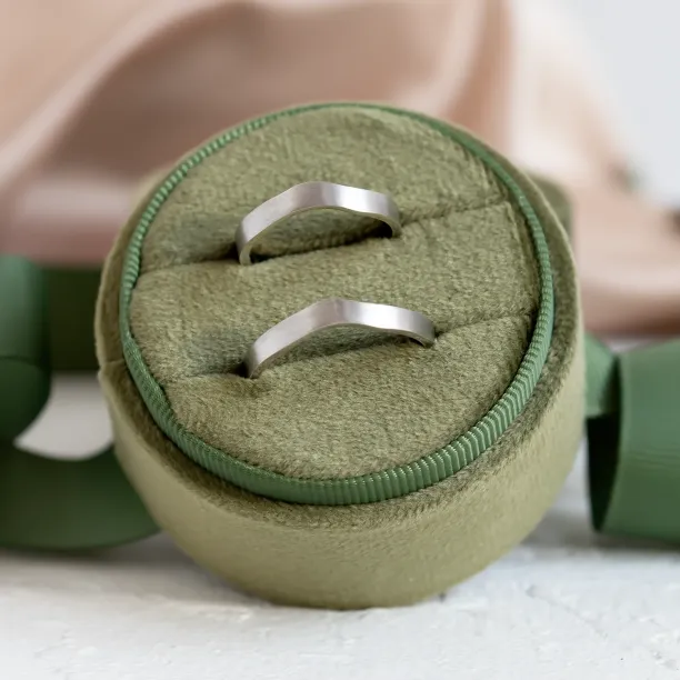 Matte irregular wedding bands ELISE Image