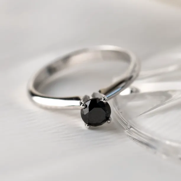 Engagement ring with black diamond FLORA Image