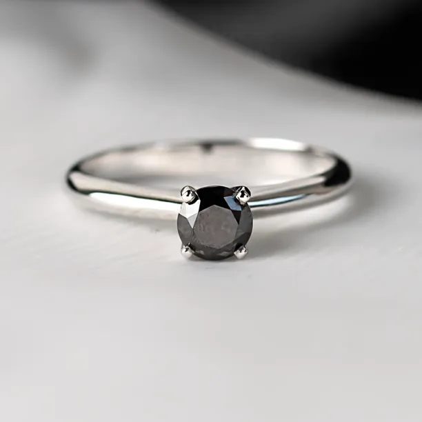 Engagement ring with black diamond FLORA Image