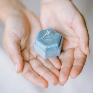 Gold ring with blue topaz OLLY Thumbnail