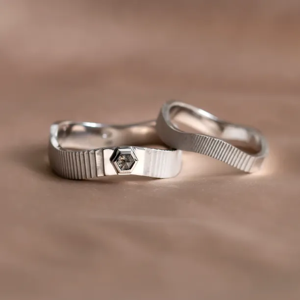 Unusual wedding rings with salt and pepper diamond JACKLYN Image