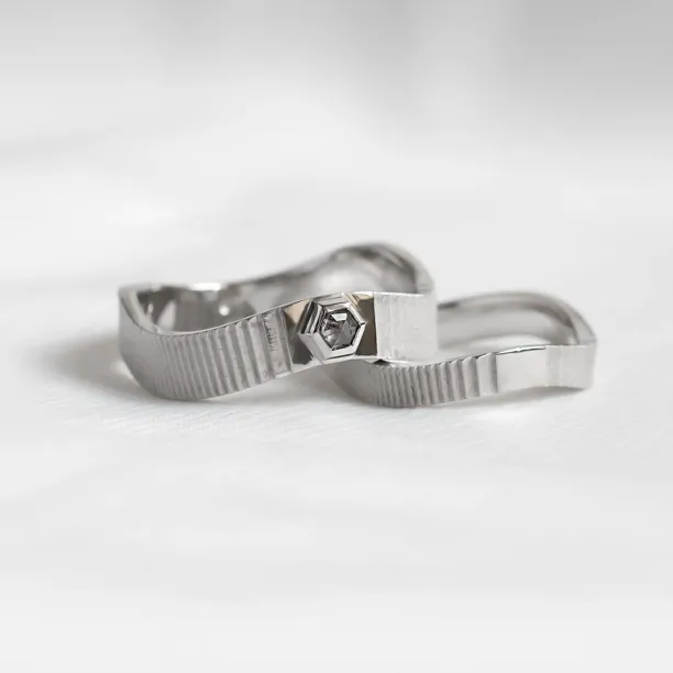 Unusual wedding rings with salt and pepper diamond JACKLYN Image