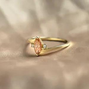 Gold ring with orange and white lab grown diamnods PESCA Thumbnail