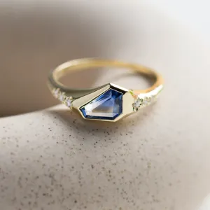 Atypical ring with asymmetric sapphire and diamonds ELOWEN Thumbnail