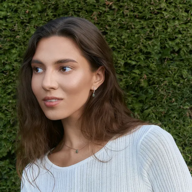Gold necklace with round moss agate SIOBHAN Image