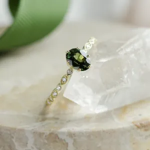 Vintage engagement ring with green sapphire and diamonds MADDIE Thumbnail