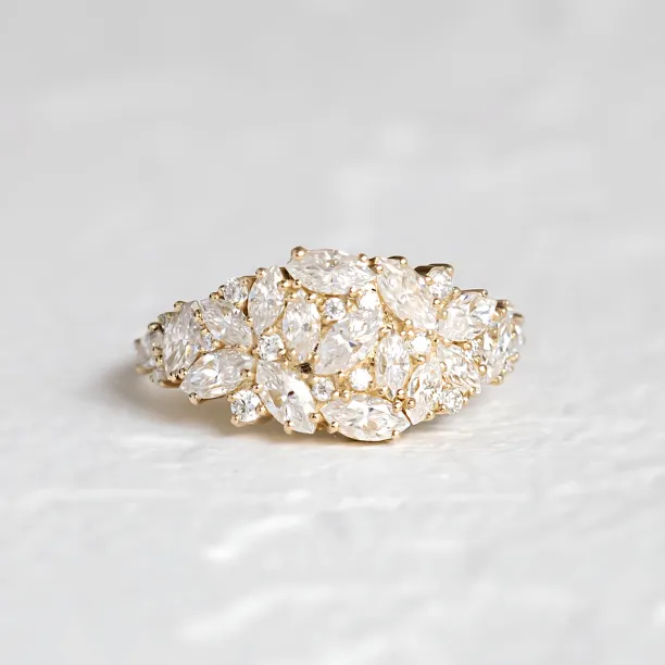 Lab grown diamond cluster ring CHANNELIE Image