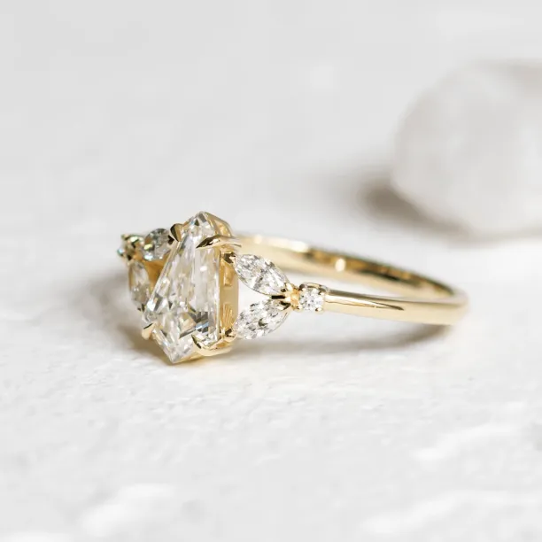 Vintage-style lab grown diamond ring NILIA Image