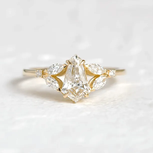 Vintage-style lab grown diamond ring NILIA Image