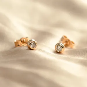 Gold stud earrings with gemstone of your choice ALLA