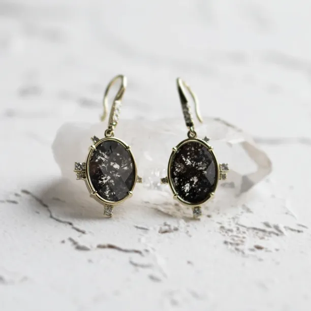 Salt and pepper diamond vintage earrings MARIBEL Image