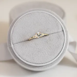 Dainty round aquamarine ring gold AZZURRO Thumbnail