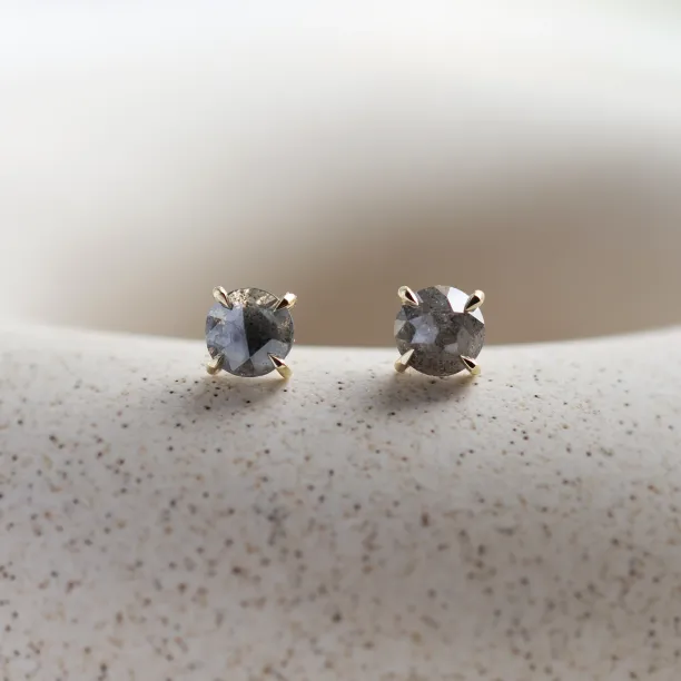 Salt and pepper diamond earrings SUZETTE Image