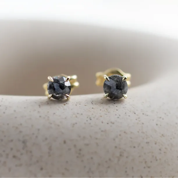 Salt and pepper diamond earrings SUZETTE Image