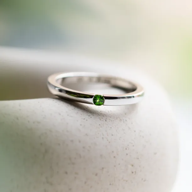 Minimalist solitaire lab-grown emerald ring LINA Image