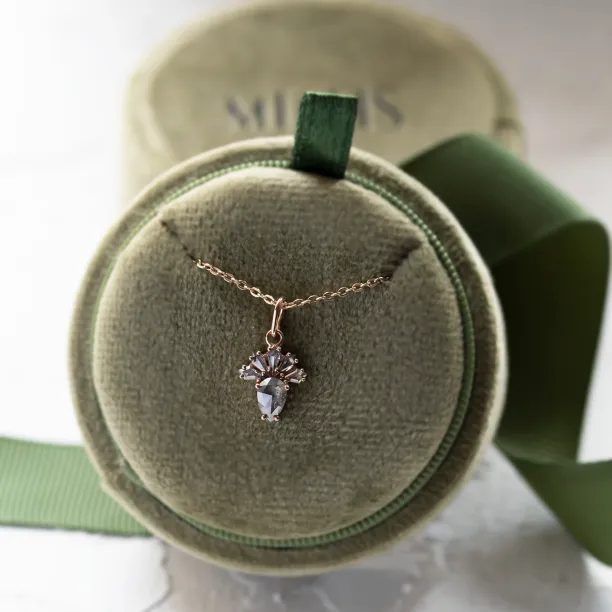 Salt and pepper diamond necklace LONIA Image