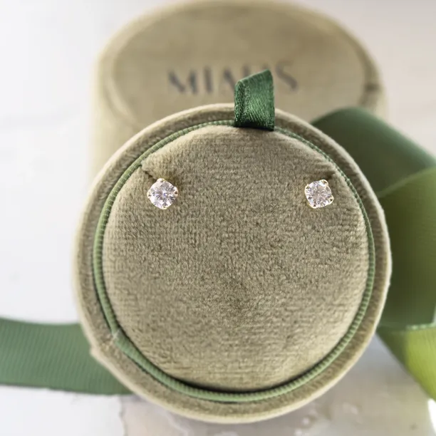 Minimalist moissanite earrings LUMIA Image