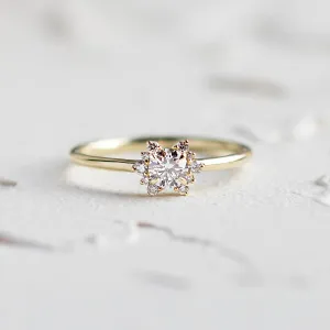 Lab-grown diamond vintage ring MANNA Thumbnail