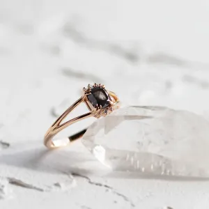 Unique salt and pepper and natural diamond ring SALOMINA Thumbnail