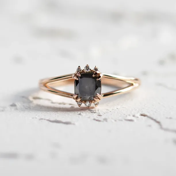 Unique salt and pepper and natural diamond ring SALOMINA Image