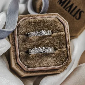 Platinum mountain-inspired wedding rings MONTE Thumbnail