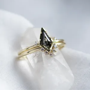 Salt and pepper diamond and classic diamond ring set DIVINITY Thumbnail