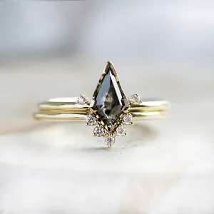 Salt and pepper diamond and classic diamond ring set DIVINITY