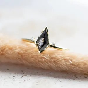 Salt and pepper and classic diamonds gold ring set DIVA Thumbnail