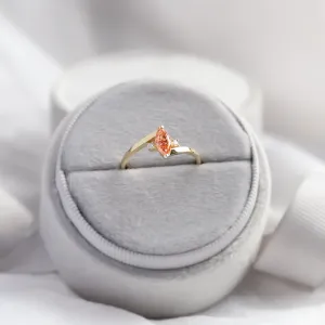 Gold ring with orange and white lab grown diamnods PESCA Thumbnail