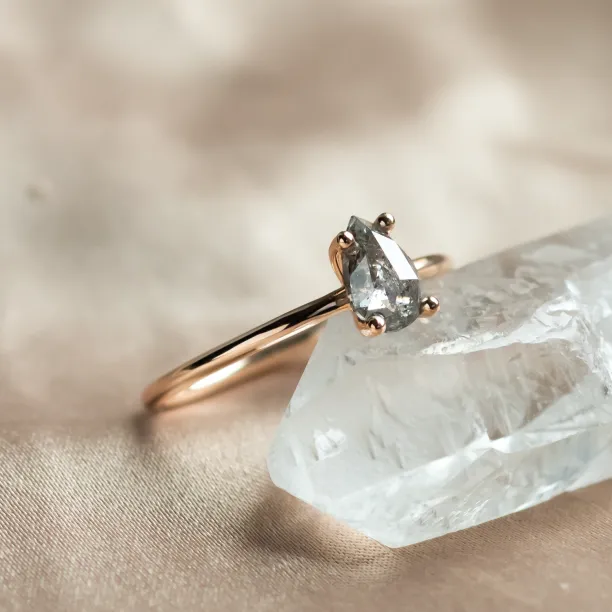 Pear salt and pepper diamond ring ELIZA Image