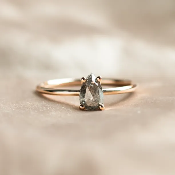 Pear salt and pepper diamond ring ELIZA Image